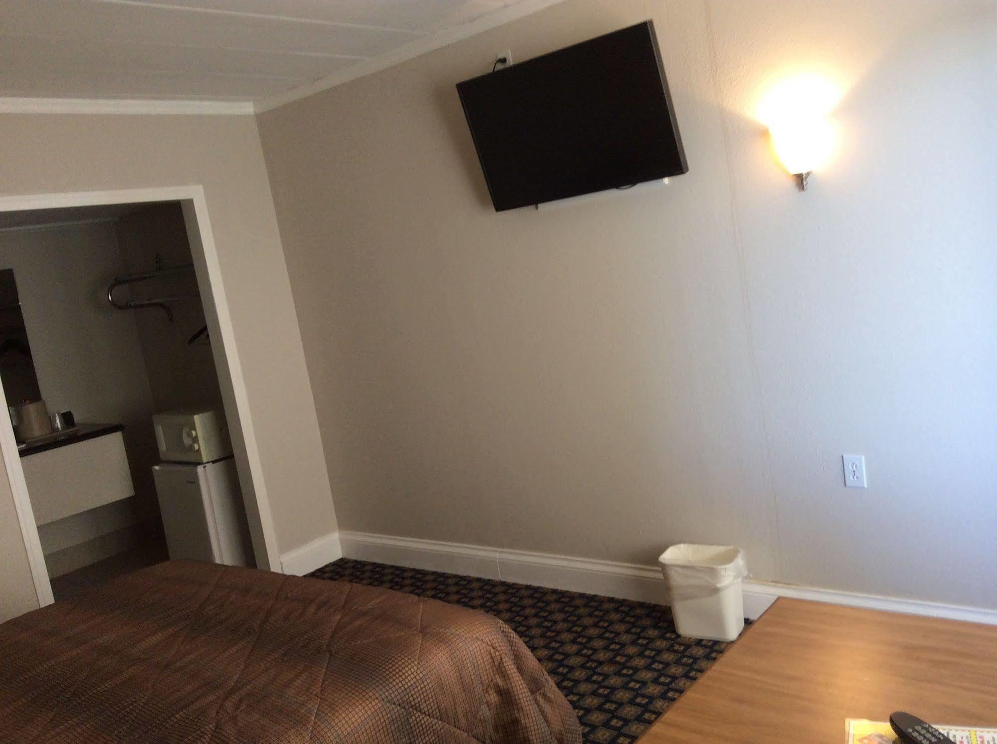 Motel 6 Burlington Eksteriør billede