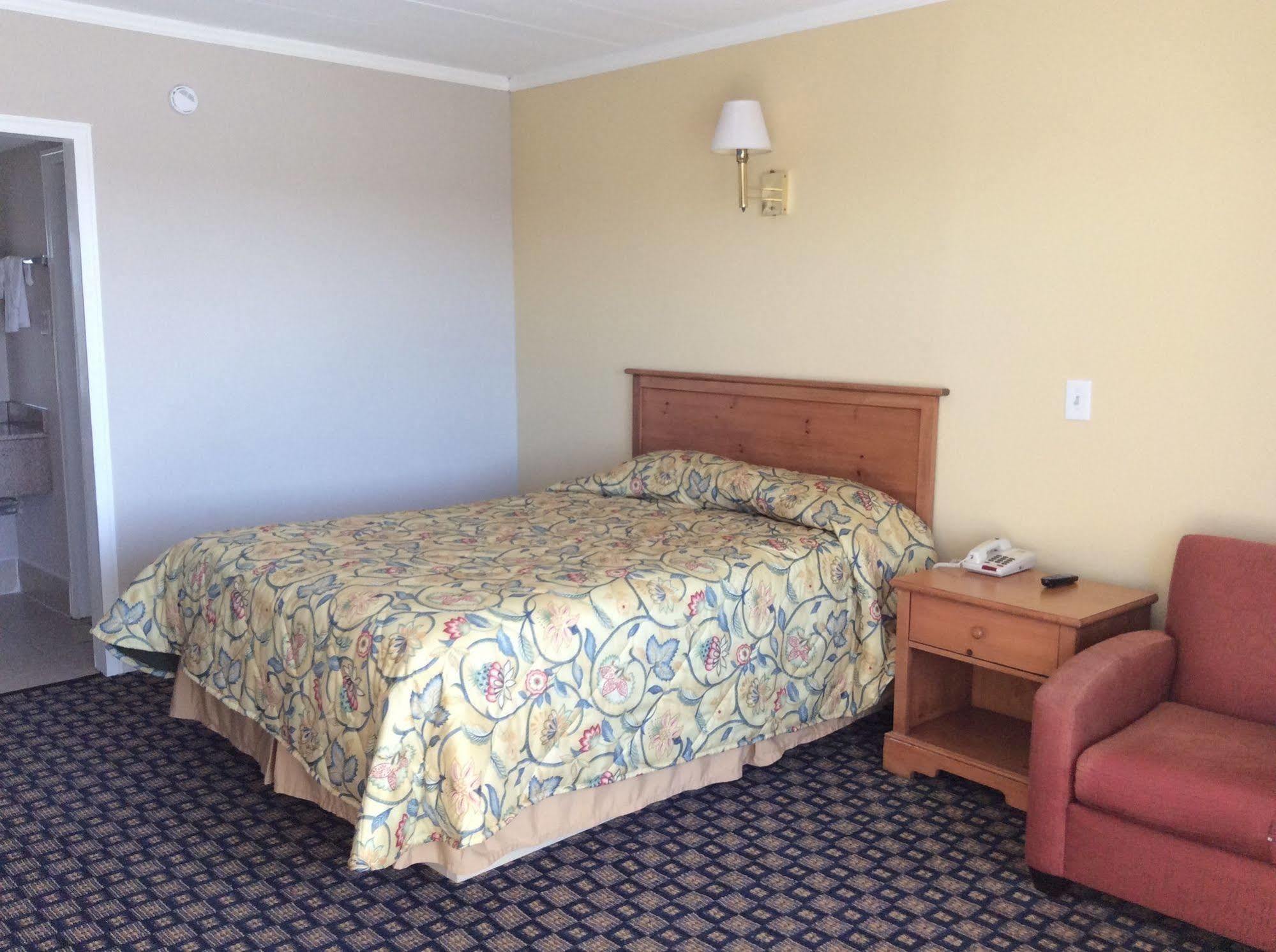 Motel 6 Burlington Eksteriør billede
