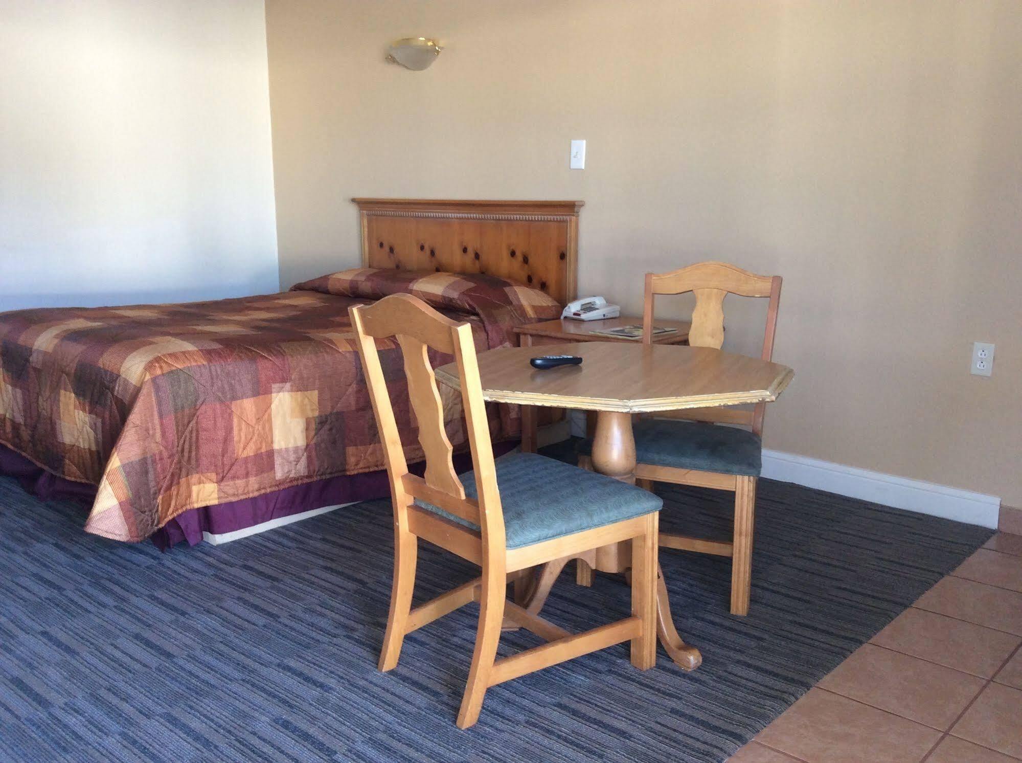 Motel 6 Burlington Eksteriør billede